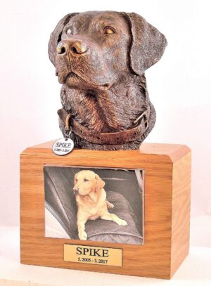 Why Should You Choose Personalized Labrador Retriever Dog Urns?